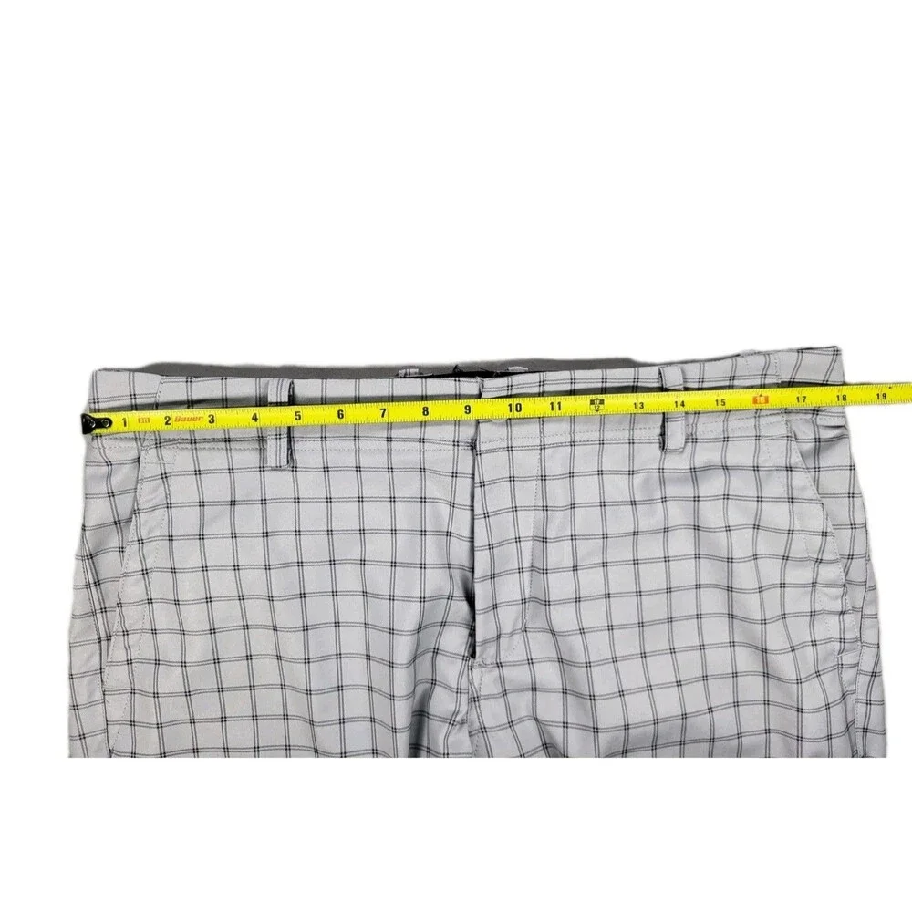 Nike Golf Men's Dri-FIT Wolf Grey Windowpane Plaid Flat Front Chino Shorts